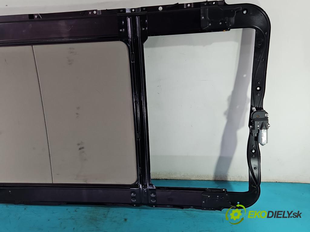 Bmw X5 E70 2006-2013 3.0 T 306KM automatic 225 kW 2979 cm3 5- Střešní okno: 7198757 (Okna karoserie)