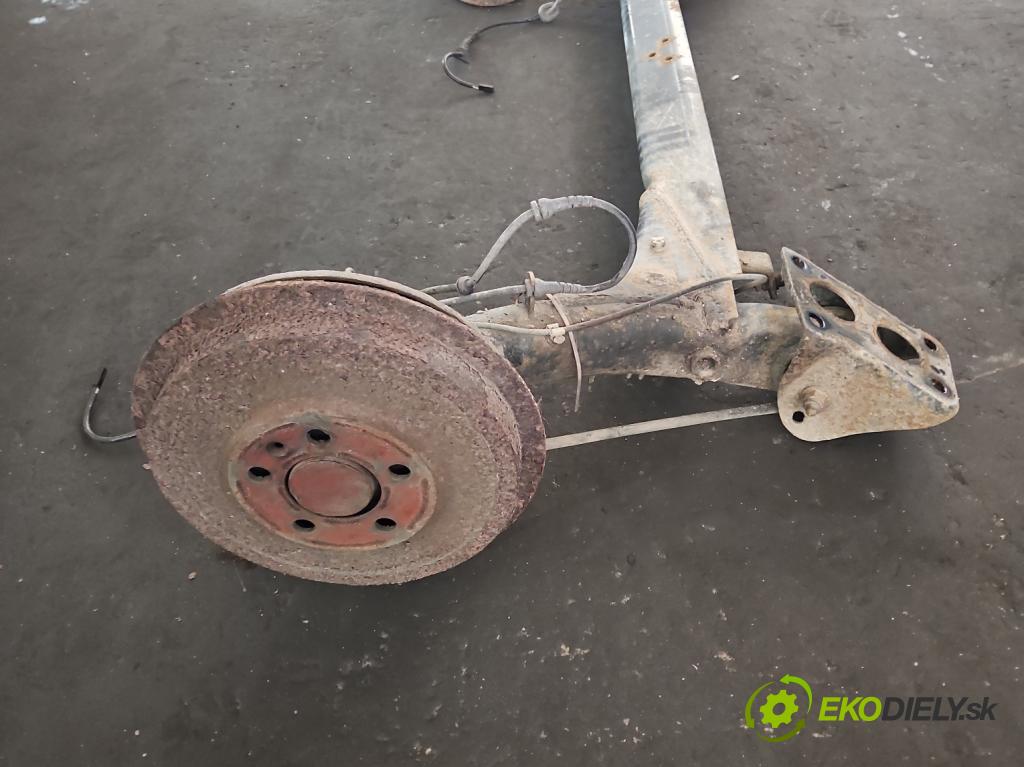 Skoda Roomster 1.4 tdi 69KM manual 51 kW 1422 cm3 5- zadní výztuha  (Výztuhy zadní)