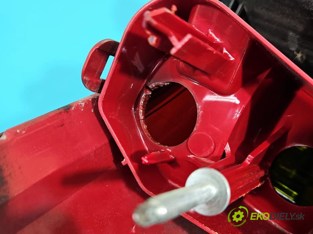 Citroen C5 II 2008-2017 2.0 hdi 163 hp automatic 120 kW 1997 cm3 5- světlo zadní pravé 28734G (Klika dveří ostatní)