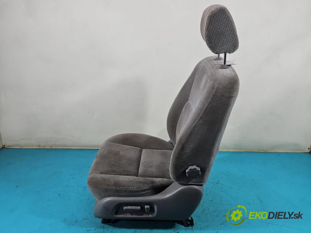 Toyota Camry VI 2001-2006 2.4 VVti: 152KM automatic 112 kW 2362 cm3 4- Sedačka ľavý  (Sedačky, sedadlá)