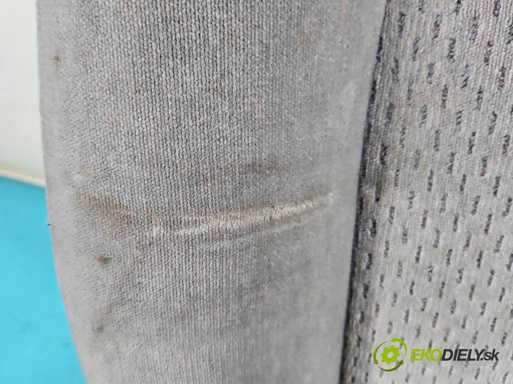 Toyota Camry VI 2001-2006 2.4 VVti: 152KM automatic 112 kW 2362 cm3 4- Sedačka pravý  (Sedačky, sedadlá)