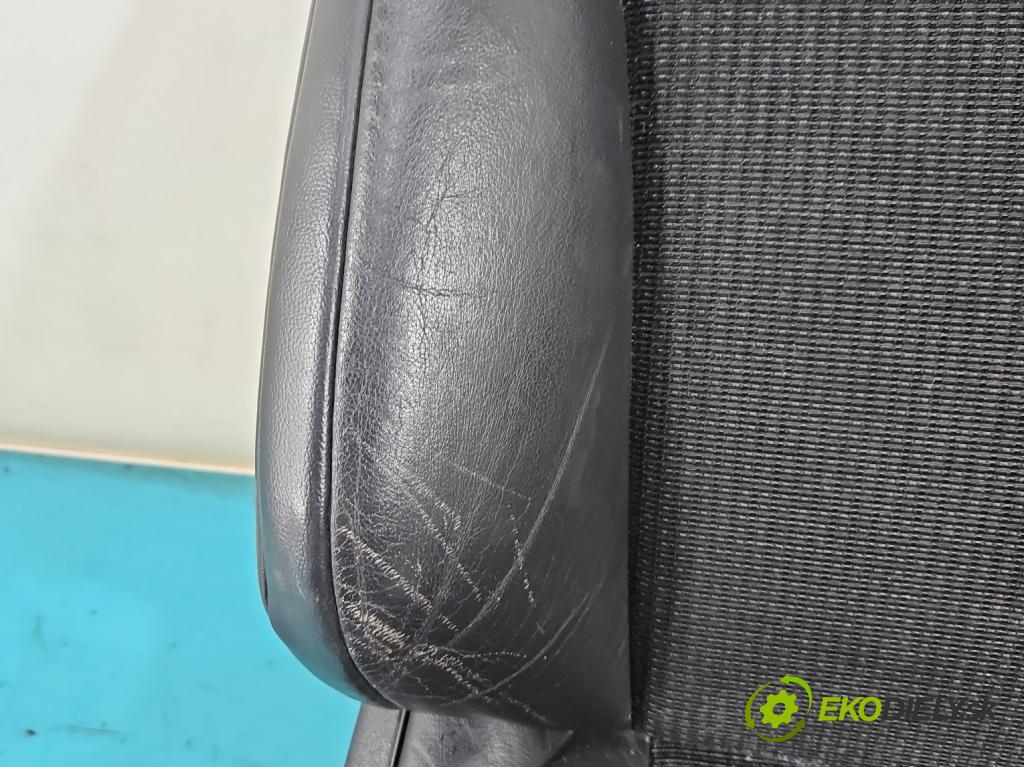 Citroen C5 II 2008-2017 2.0 hdi 163 HP automatic 120 kW 1997 cm3 5- Sedačka pravý  (Sedačky, sedadlá)