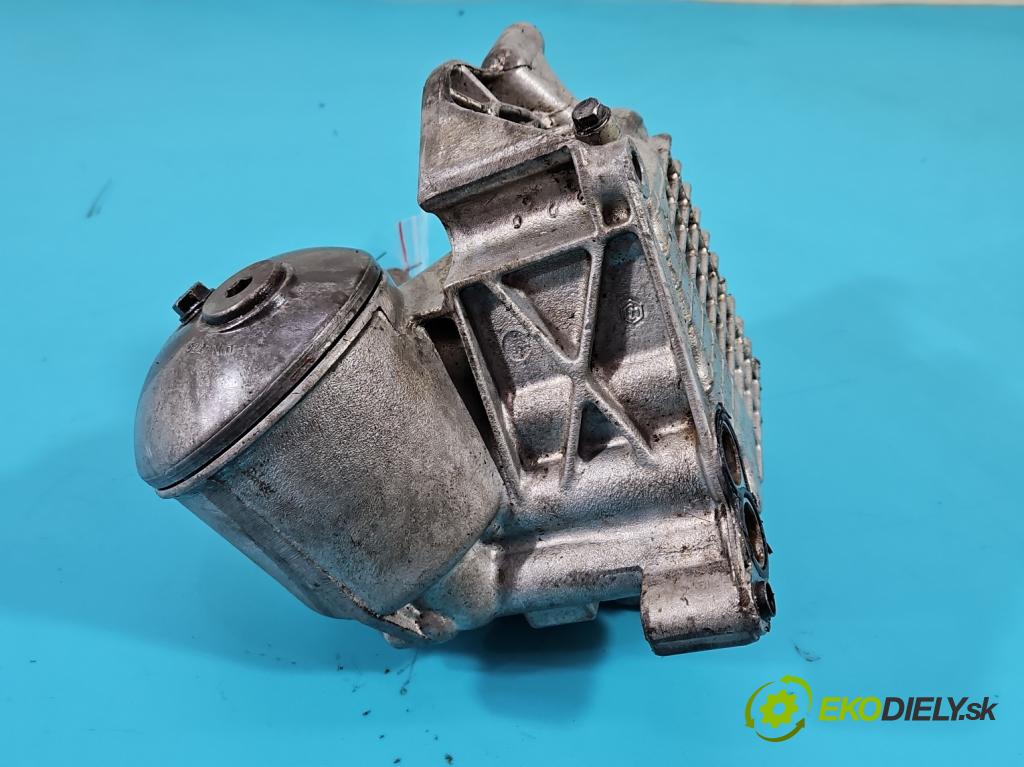 Audi A8 D2 1994-2002 4.2 V8 299KM automatic 220 kW 4172 cm3 4- Základ: filtra oleja: 077115401B (Obaly filtrov oleja)