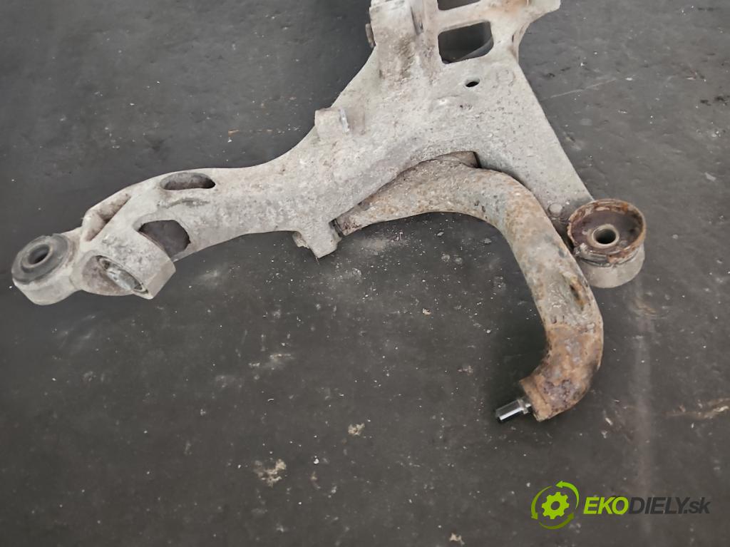 Volvo S80 I 1998-2006 2.0 T 179KM automatic 132 kW 1984 cm3 4- zadní výztuha 09492948 (Výztuhy zadní)