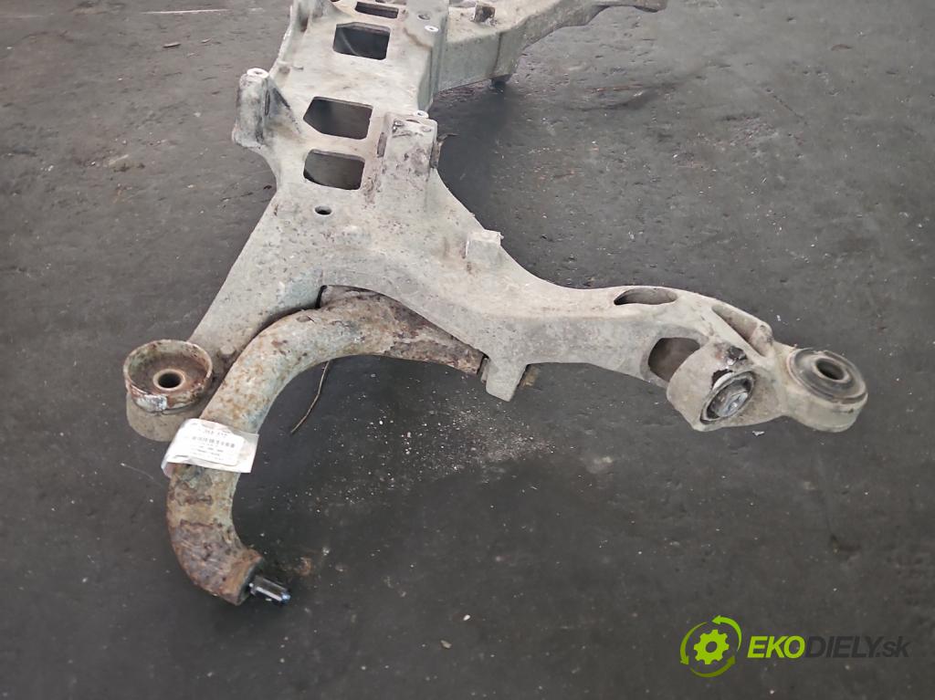 Volvo S80 I 1998-2006 2.0 T 179KM automatic 132 kW 1984 cm3 4- zadní výztuha 09492948 (Výztuhy zadní)