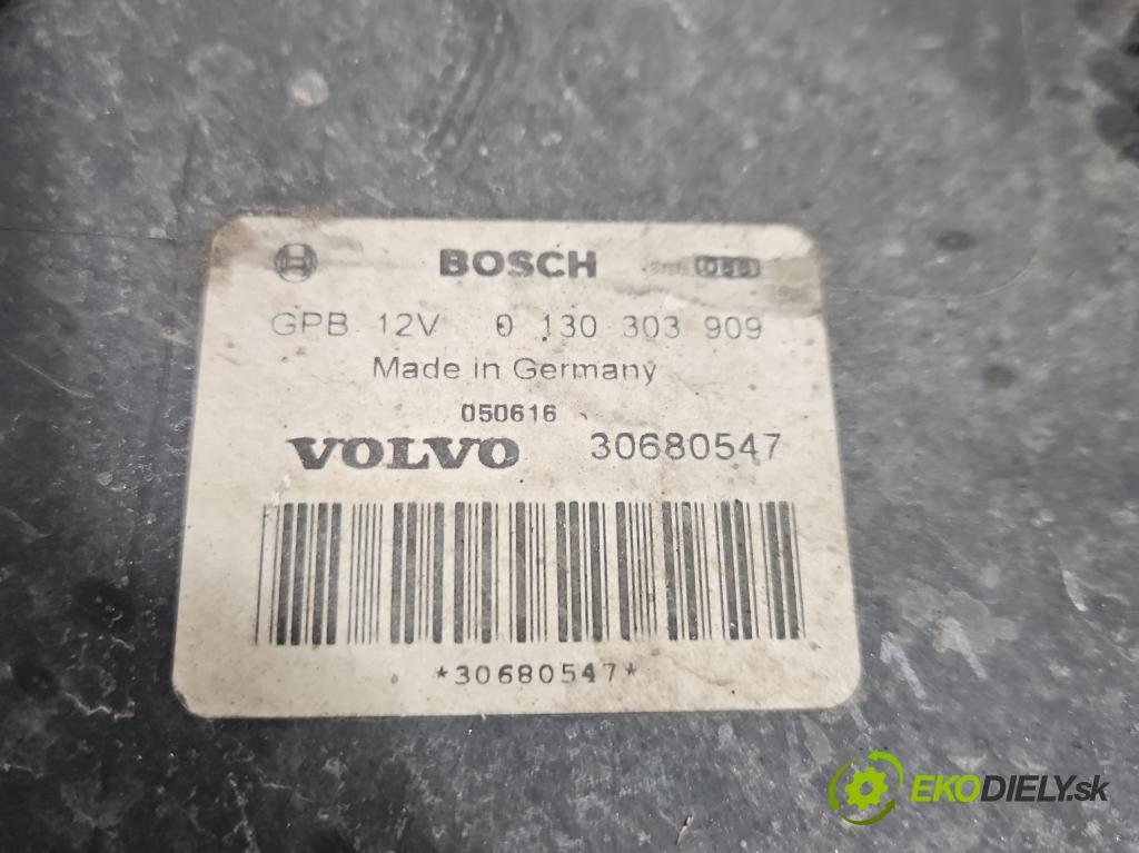 Volvo S80 I 1998-2006 2.0 T 179KM automatic 132 kW 1984 cm3 4- Ventilátor chladiča 30680513