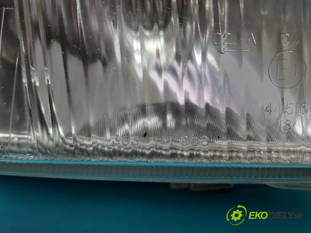 Vw Passat B4 1993-1997 1.8 90 HP manual 66 kW 1787 cm3 5- Reflektor: pravý  (Pravé)