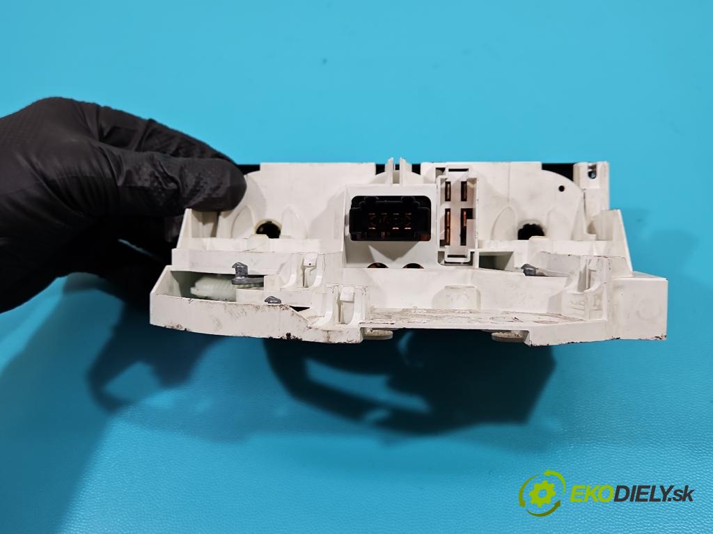 Vw Golf IV 1997-2003 1.6 16V 105 HP manual 77 kW 1598 cm3 5- panel kúrenia 1J0820045F