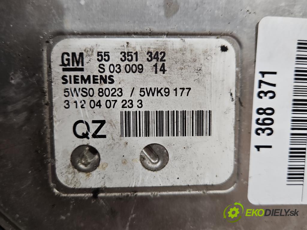 Opel Vectra C 2002-2008 2.2 16V 155 hp manual 114 kW 2198 cm3 5- řídící jednotka motoru 55351342