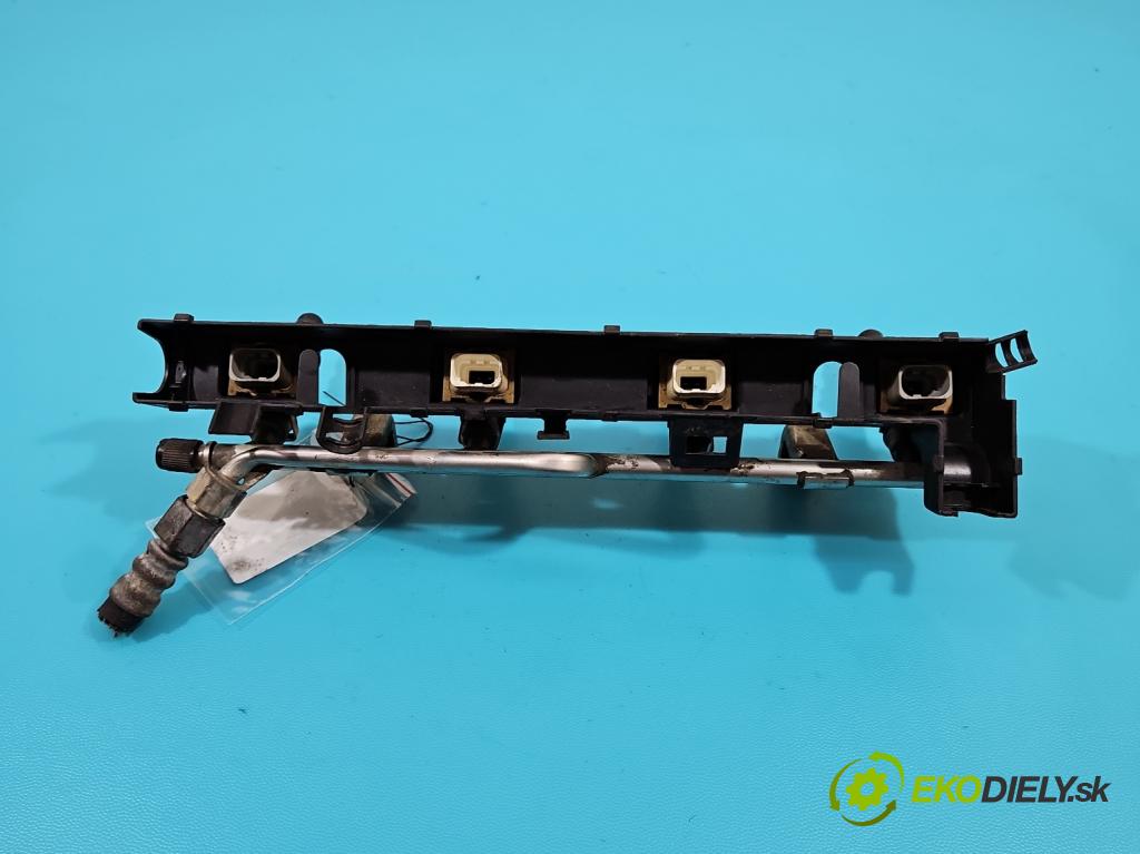 Opel Meriva A 2002-2010 1.6 16V 101 HP manual 74 kW 1598 cm3 5- vstrek 25313846 (Vstrekovače)