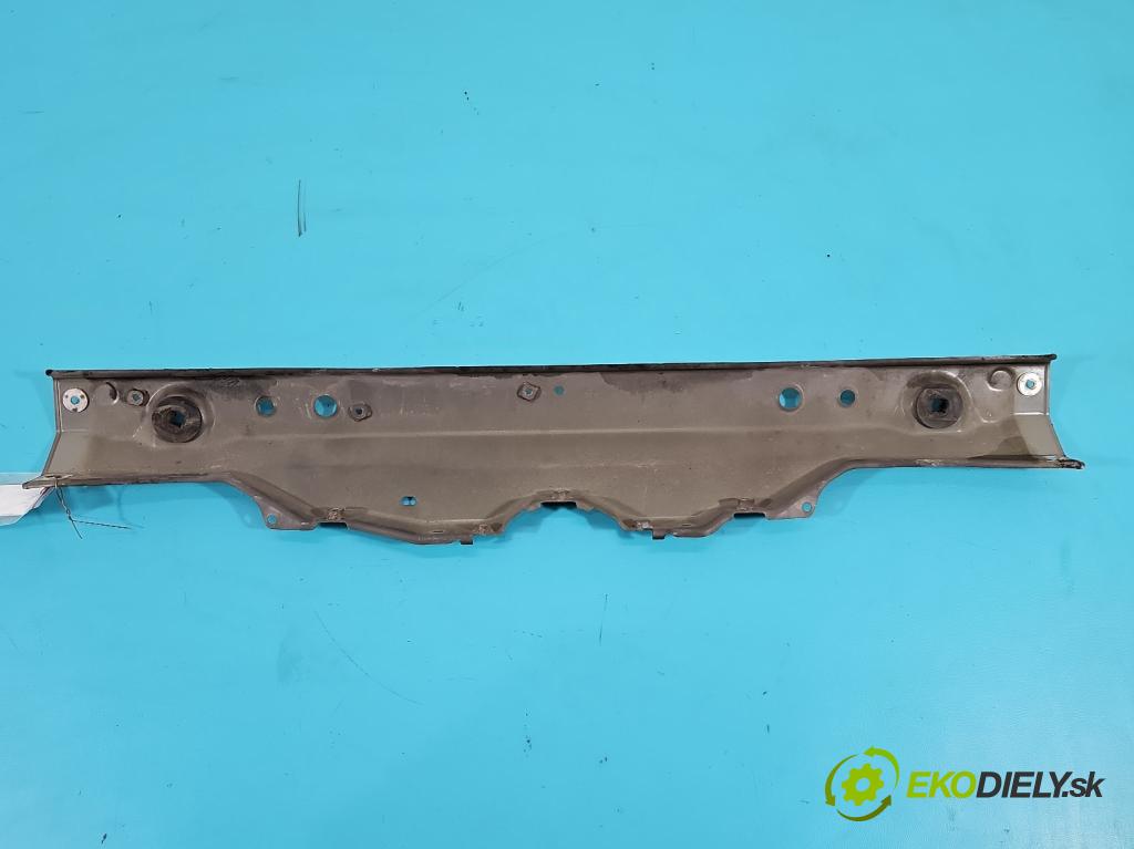 Toyota Camry VI 2001-2006 2.4 VVti 152KM automatic 112 kW 2362 cm3 4- stěna přední  (Výztuhy přední)