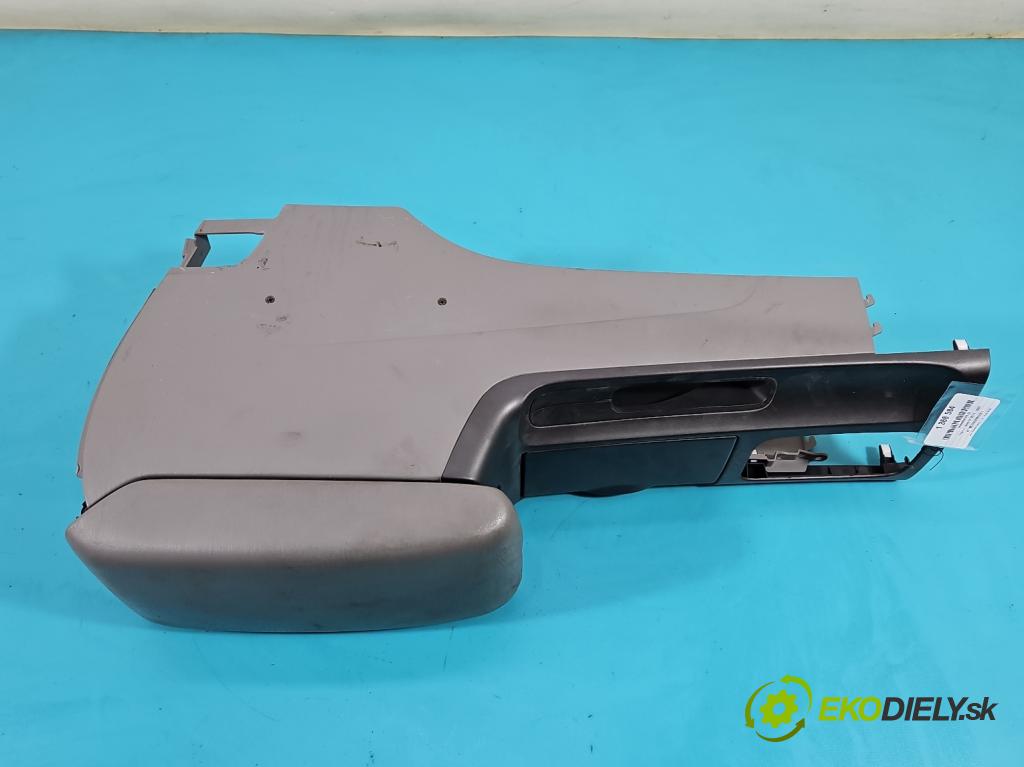 Toyota Camry VI XV30 2001-2006 2.4 VVti: 152KM automatic 112 kW 2362 cm3 4- operadlo 58912-AA020 (Lakťové opierky)