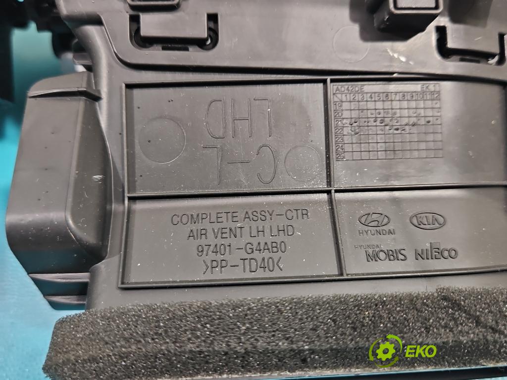 Hyundai I30 III 2016- 1.0 GDI 120 HP manual 88,3 kW 998 cm3 5- Mřížka: kúrenia stredová 97401-G4AB0 (Mriežky kúrenia (fukáre))