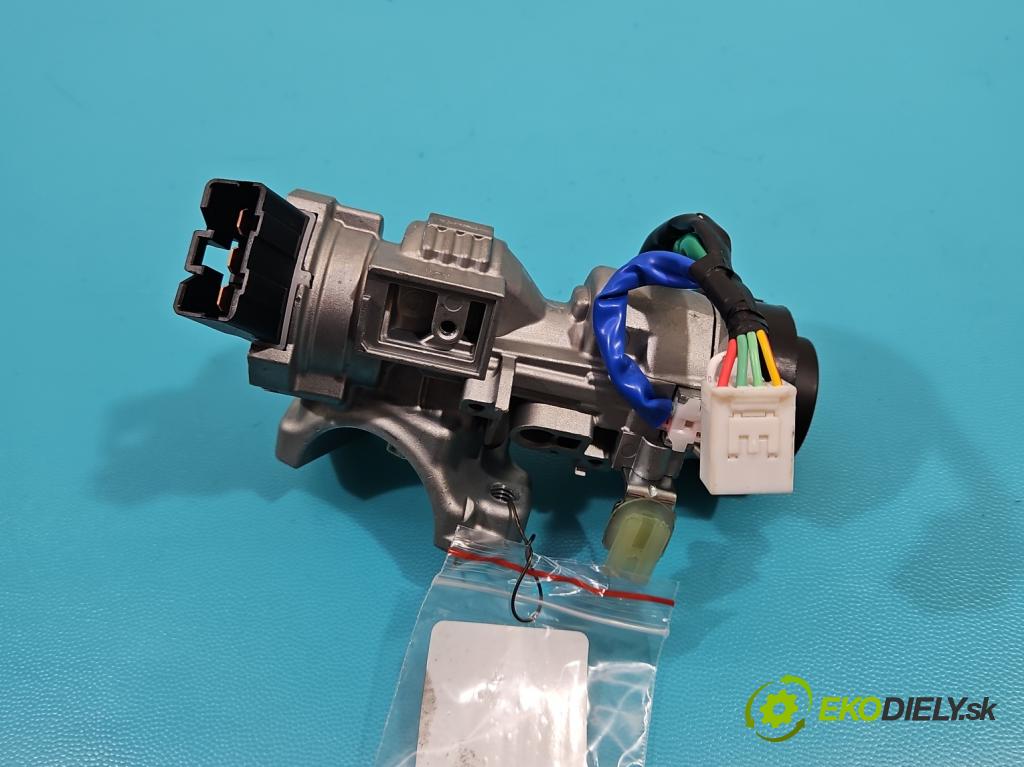 Hyundai I30 III 2016- 1.0 GDI 120 HP manual 88,3 kW 998 cm3 5- Spínačka  (Spínacie skrinky a kľúče)