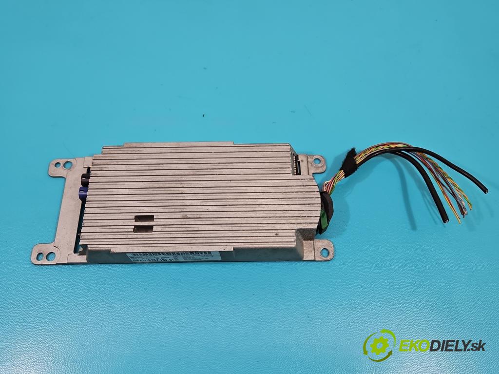 Bmw X5 E70 2006-2013 3.0 T 306KM automatic 225 kW 2979 cm3 5- Zesilovač: 9257163 (Zosilňovače)