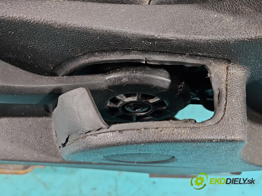 Renault Laguna III 2007-2015 2.0 dci 178HP: manual 131 kW 1995 cm3 5- Sedačka ľavý  (Sedačky, sedadlá)