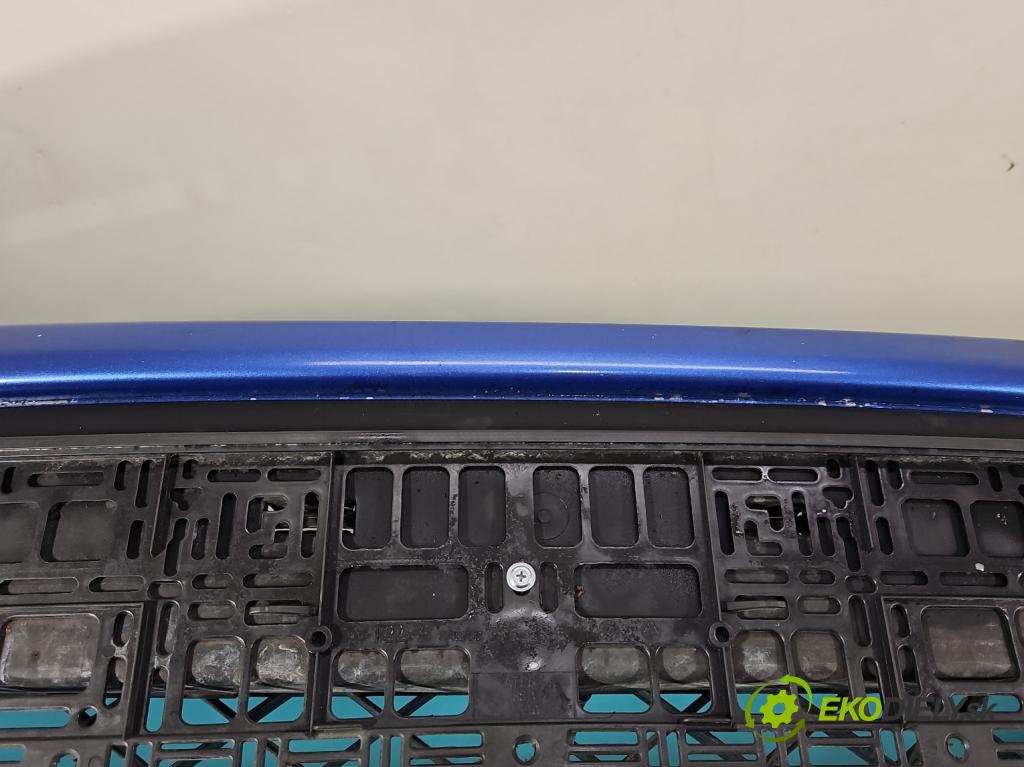 Renault Laguna III 2007-2015 2.0 dci 178KM manual 131 kW 1995 cm3 5- nárazník přední (Ostatné)