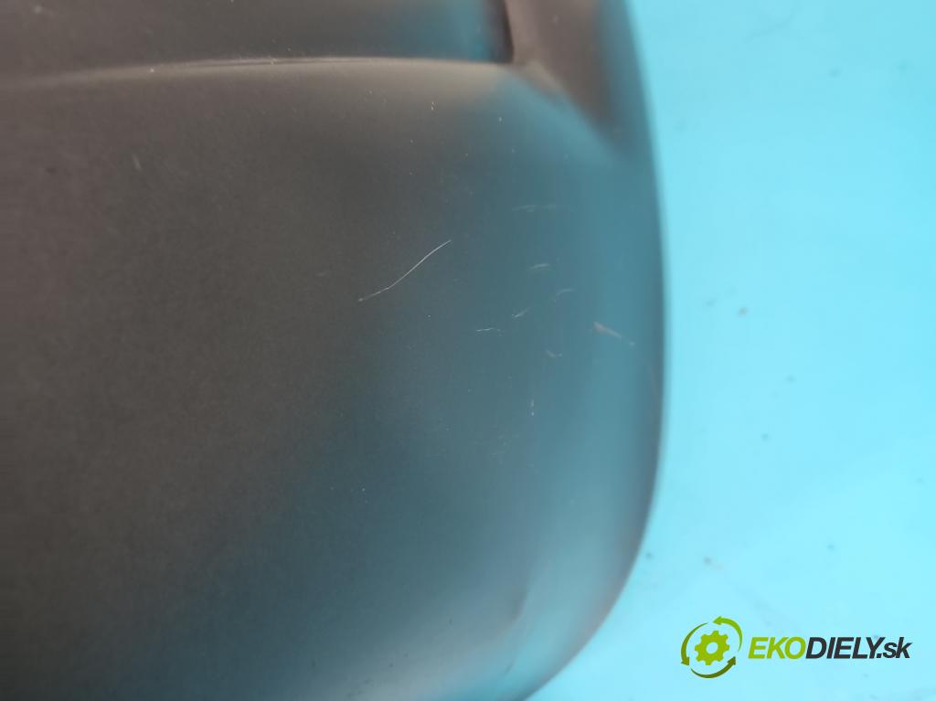 Hyundai Tucson I 2004-2009 2.0 crdi 111KM automatic 82 kW 1991 cm3 5- nárazník přední  (Klika dveří ostatní)