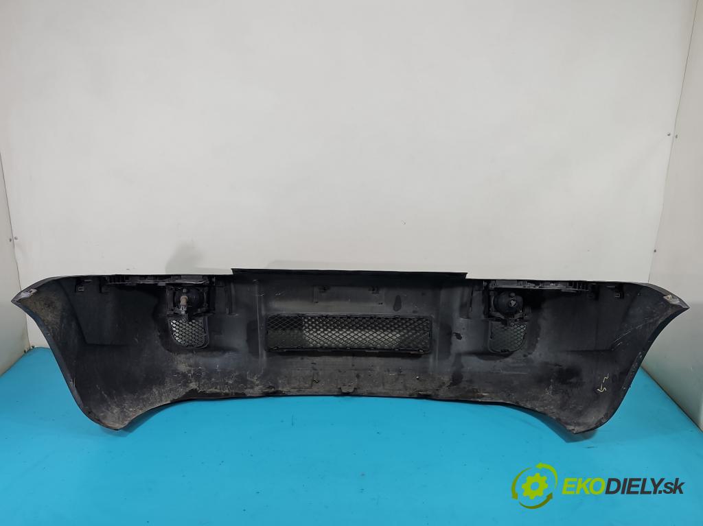 Hyundai Tucson I 2004-2009 2.0 crdi 111KM automatic 82 kW 1991 cm3 5- nárazník přední  (Klika dveří ostatní)