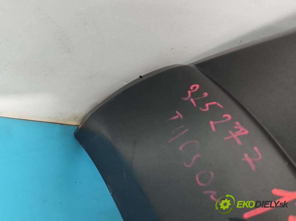 Hyundai Tucson I 2004-2009 2.0 crdi 111KM automatic 82 kW 1991 cm3 5- nárazník přední  (Klika dveří ostatní)