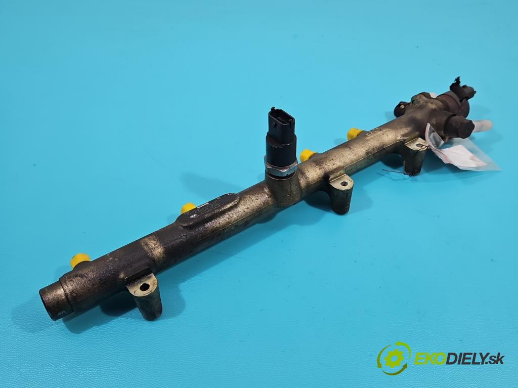 Hyundai Tucson I 2004-2009 2.0 crdi 111KM automatic 82 kW 1991 cm3 5- lišta vstrekovacia 0445214075 (Vstrekovacie lišty)