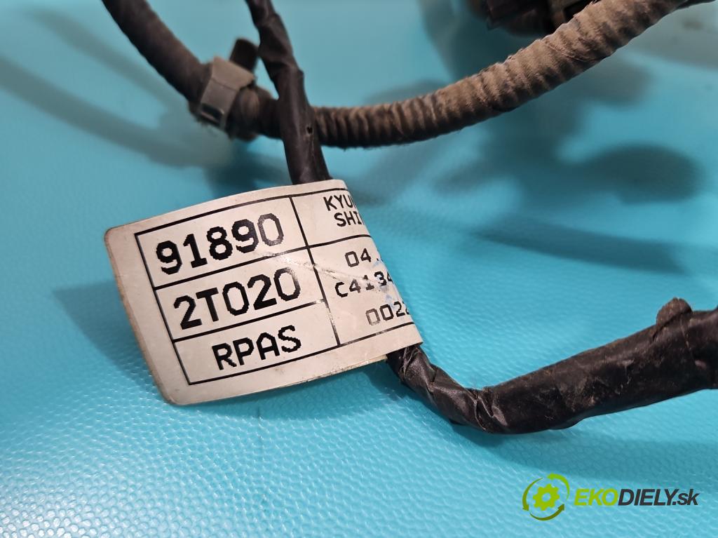 Kia Optima III 2010-2015 1.7 crdi 136hp manual 100 kW 1685 cm3 4- Balíček: nárazníku zadní 918902T020