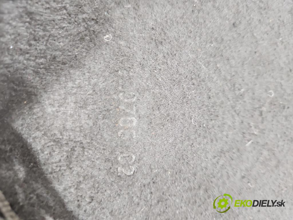 Vw Golf plus 1.6 FSI 116 HP manual 85 kW 1598 cm3 5- zadná 5M0867769 (Pláta zadné)