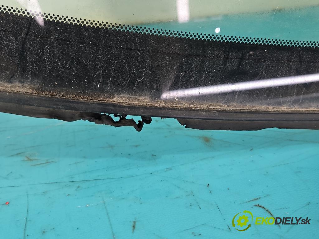 Toyota Camry VI 2001-2006 2.4 VVti 152KM automatic 112 kW 2362 cm3 4- sklo zadní  (Okna zadní)