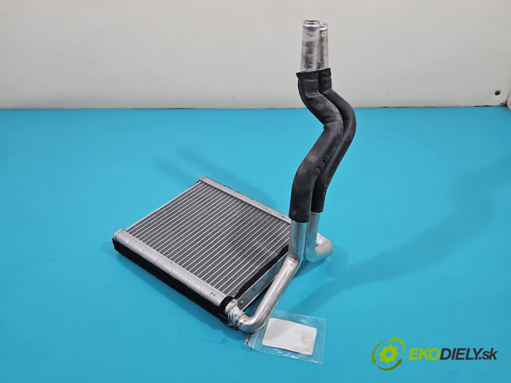 Hyundai I30 III 2016- 1.0 GDI 120 hp manual 88,3 kW 998 cm3 5- radiátor  (Radiátory topení)