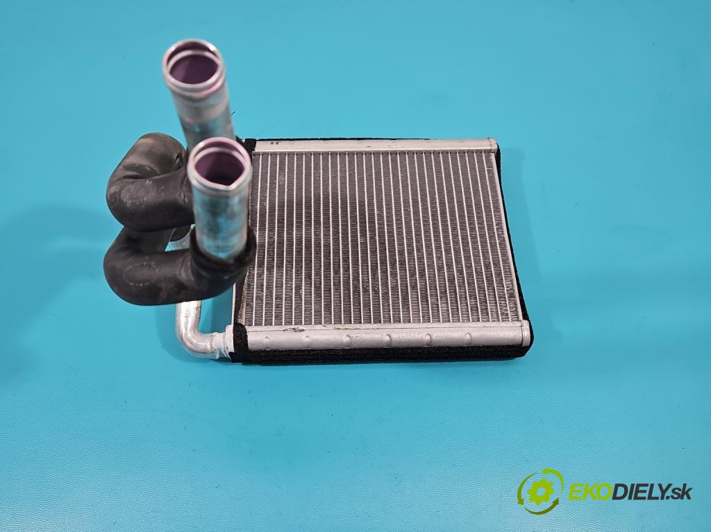 Hyundai I30 III 2016- 1.0 GDI 120 hp manual 88,3 kW 998 cm3 5- radiátor  (Radiátory topení)