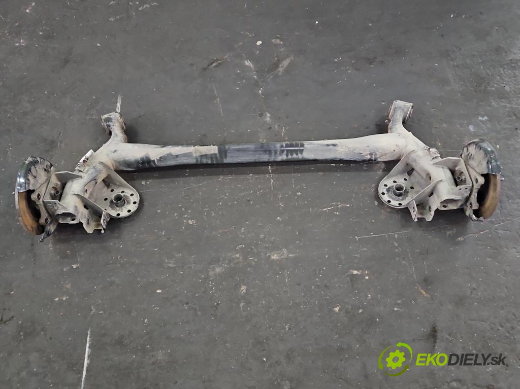 Hyundai I30 III 2016- 1.0 GDI 120 hp manual 88,3 kW 998 cm3 5- zadní výztuha  (Výztuhy zadní)