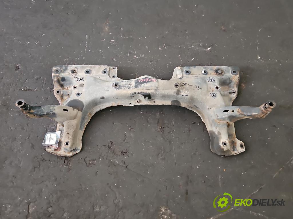 Alfa romeo 145 1.7 16V 120 HP manual 88 kW 1698 cm3 3- výstuha motora