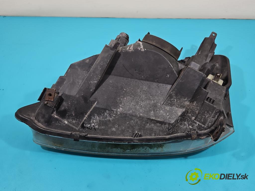 Honda Civic VII 2000-2006 1.6 16V 110 HP manual 81 kW 1590 cm3 5- Reflektor: pravý 1307022303 (Pravé)