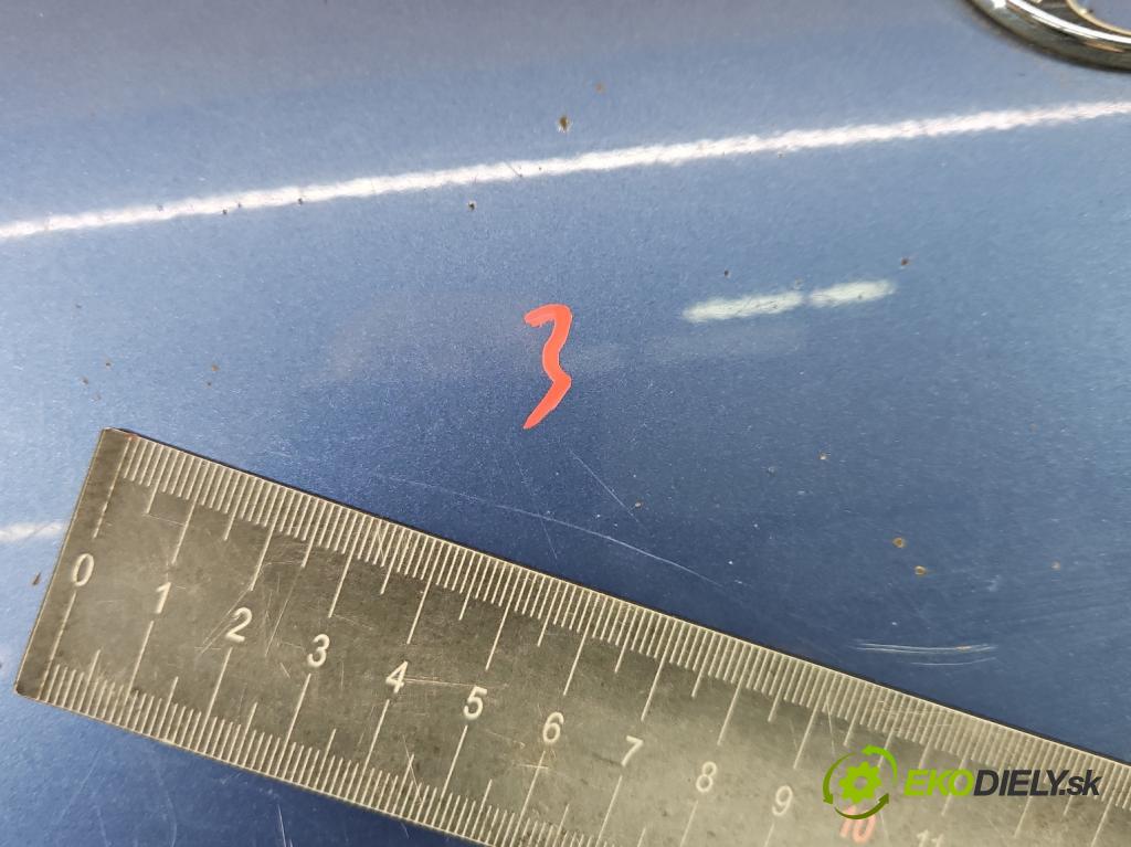 Toyota Starlet 1.3 16V 75 HP manual 55 kW 1332 cm3 3- kapota predná
