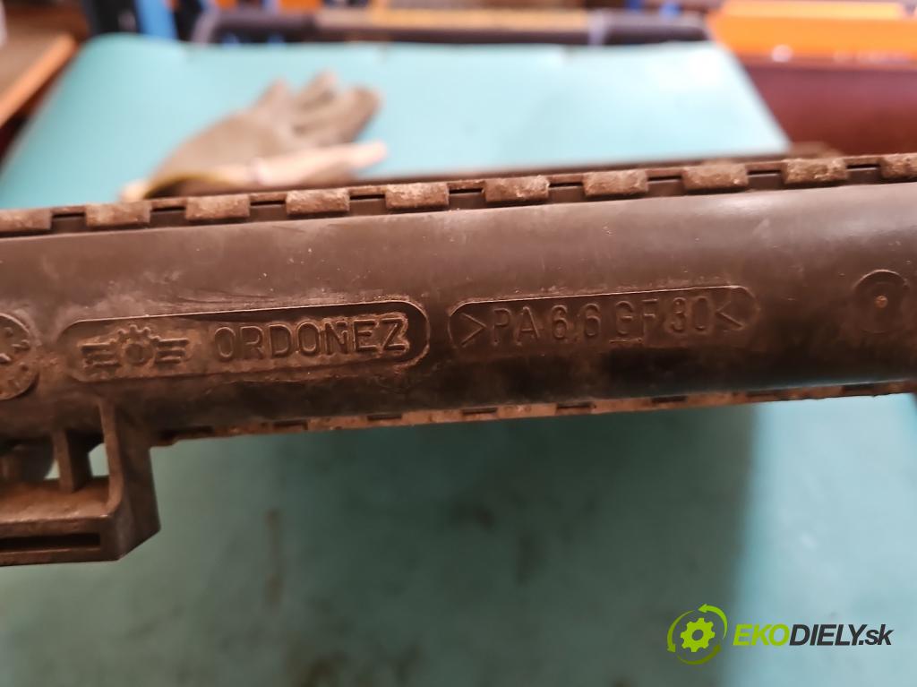 Citroen C3 I 2002-2009 1.4 8V 73 hp automatic 54 kW 1360 cm3 5- Chladič vody  (Chladiče vody)