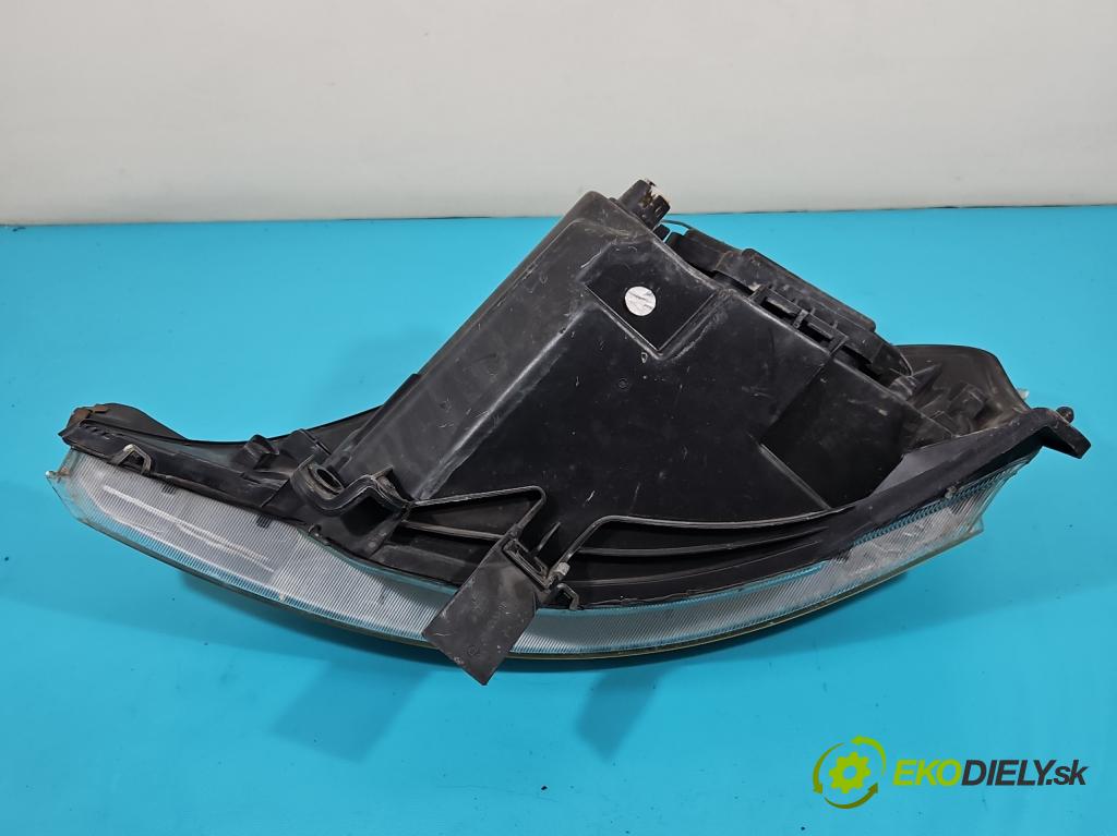 Citroen C3 I 2002-2009 1.4 8V 73 HP automatic 54 kW 1360 cm3 5- Reflektor: pravý 9647214180 (Pravé)