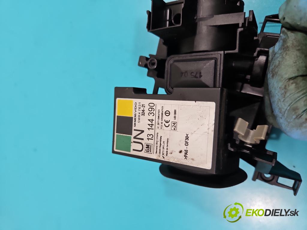 Opel Meriva A 2002-2010 1.7 DTI 75 HP manual 55 kW 1686 cm3 5- Spínačka 13144390 (Spínacie skrinky a kľúče)
