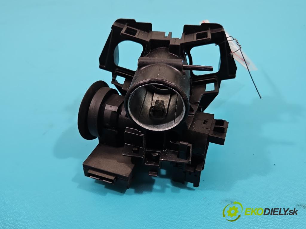 Opel Meriva A 2002-2010 1.7 DTI 75 HP manual 55 kW 1686 cm3 5- Spínačka 13144390 (Spínacie skrinky a kľúče)