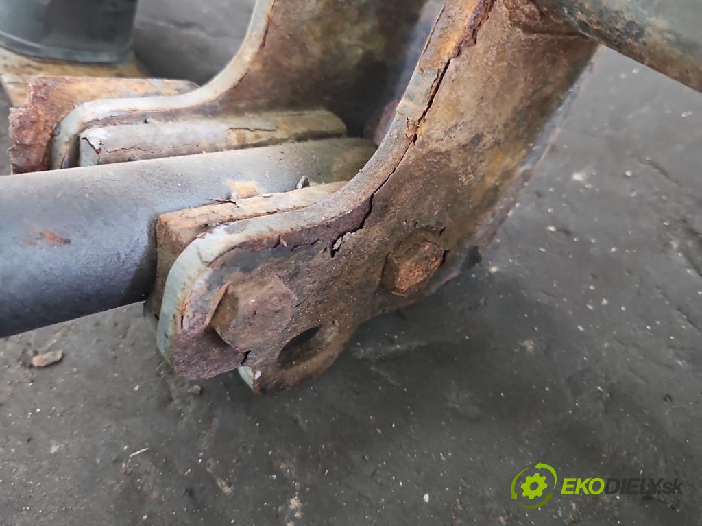 Hyundai Tucson I 2004-2009 2.0 crdi 111KM automatic 82 kW 1991 cm3 5- oko tažné  (Tažná zařízení)