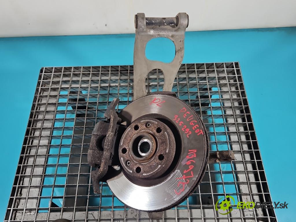 Peugeot 407 1.6 hdi 109 HP manual 80 kW 1560 cm3 4- náboj ľavé  (Náboje)