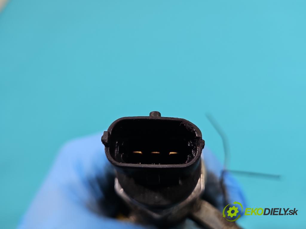 Opel Astra III 2004-2014 1.9 cdti 150 HP manual 110 kW 1910 cm3 5- lišta vstrekovacia 0445214057 (Vstrekovacie lišty)