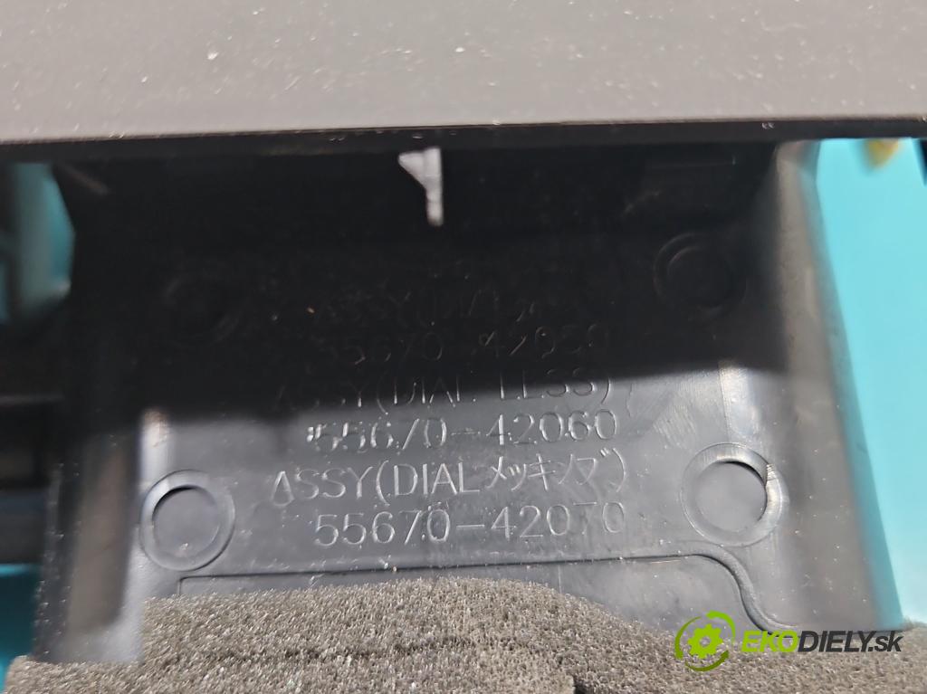 Toyota Rav4 III 2005-2012 2.2 D-CAT 177 HP manual 130 kW 2231 cm3 5- Mřížka: kúrenia stredová 55670-42070 (Mriežky kúrenia (fukáre))