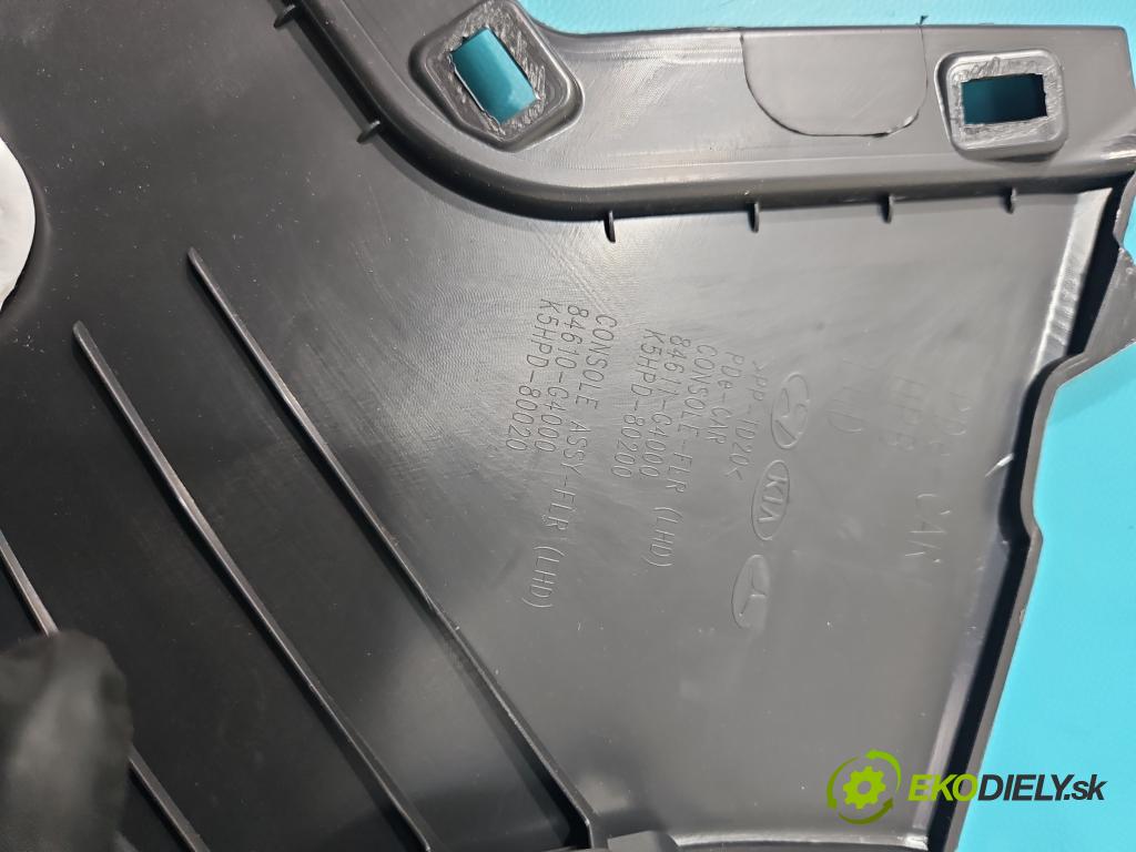 Hyundai I30 III 2016- 1.0 GDI 120 HP manual 88,3 kW 998 cm3 5- operadlo 84614G4000TRY (Lakťové opierky)