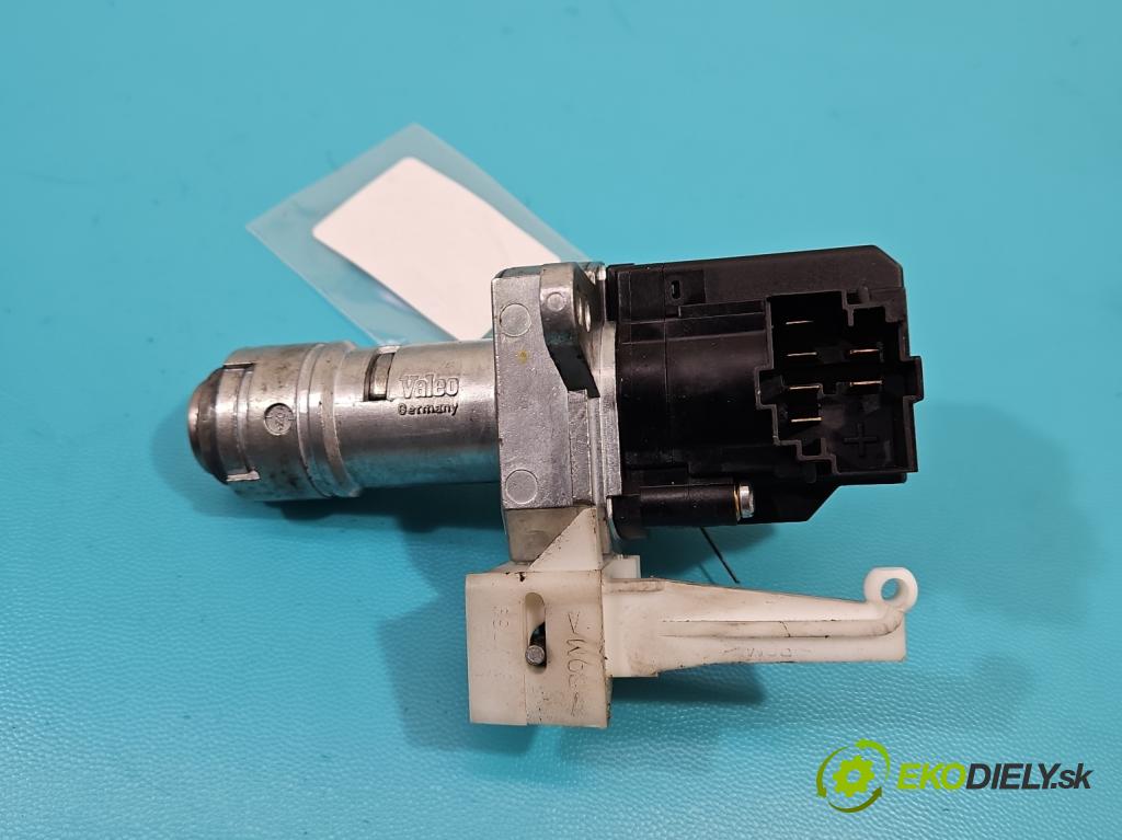 Saab 9-5 2.3 T 185 HP manual 136 kW 2290 cm3 4- Spínačka  (Spínacie skrinky a kľúče)