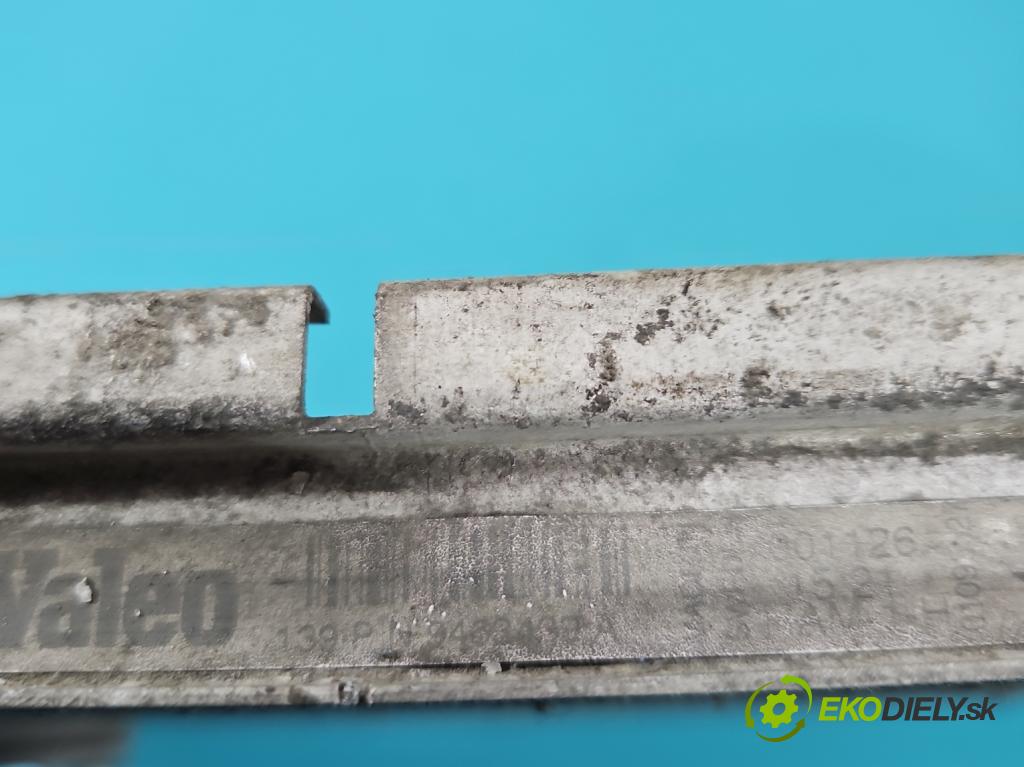 Volvo S60 I 2000-2010 2.4 20V 140 hp manual 103 kW 2435 cm3 4- Chladič vody  (Chladiče vody)