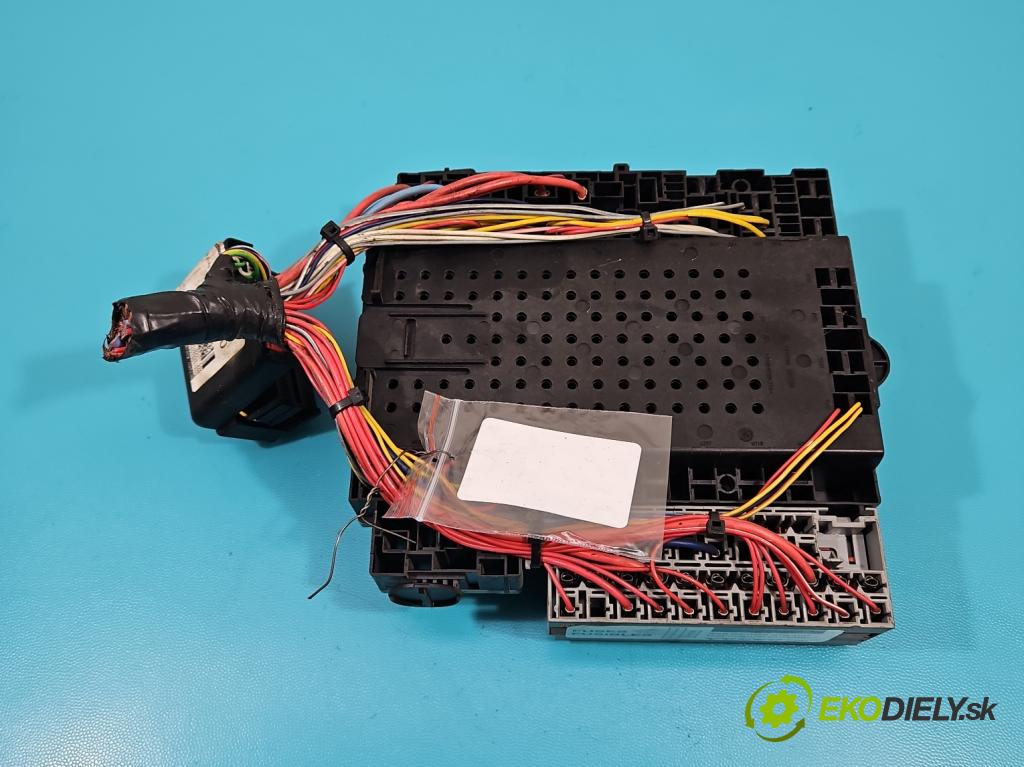 Volvo S60 I 2000-2010 2.4 20V 140 hp manual 103 kW 2435 cm3 4- skříňka pojistková 8645410 (Pojistkové skříňky)