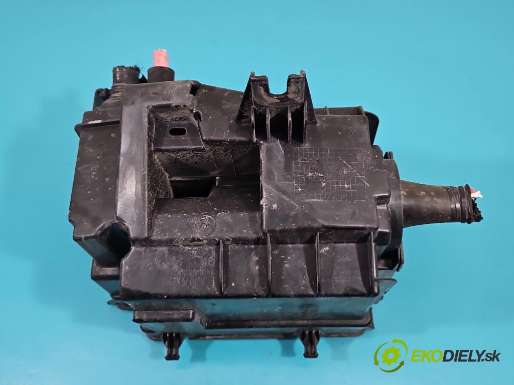 Renault Trafic III 2014 - 2.0 dci 145 hp manual 107 kW 1997 cm3 5- skříňka pojistková 243503708R (Pojistkové skříňky)