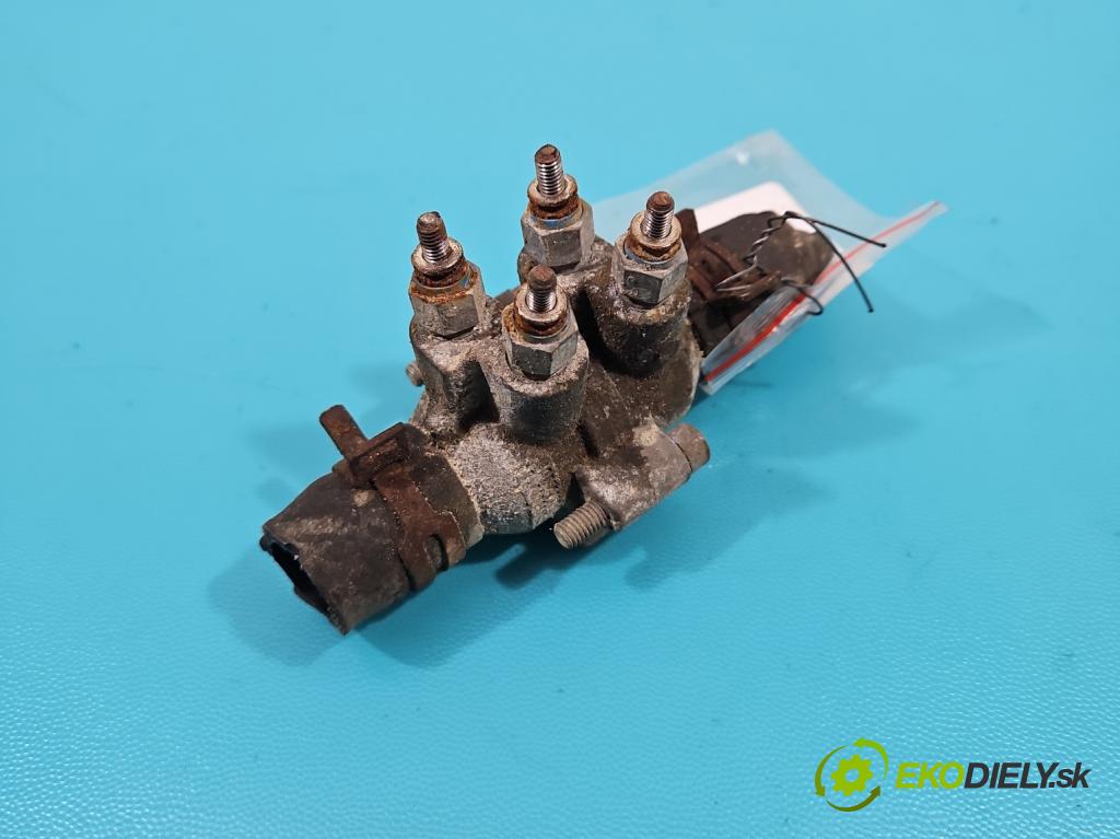 Renault Trafic III 2014 - 2.0 dci 145 hp manual 107 kW 1997 cm3 5- Ohřívač: vody  (Ohřívání, ventilace)