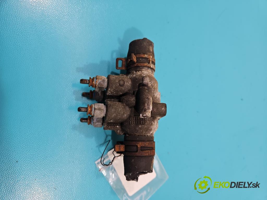 Renault Trafic III 2014 - 2.0 dci 145 hp manual 107 kW 1997 cm3 5- Ohřívač: vody  (Ohřívání, ventilace)