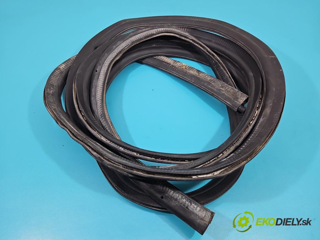 Renault Trafic III 2014 - 2.0 dci 145 hp manual 107 kW 1997 cm3 5- Těsnění: dveře zadní pravé  (Ostatní)